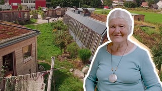 Adda (85) wohnt in einer Jurte aus Holz direkt neben Deutschlands erstem Earthship.