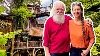 Jürgen und Doreen haben sich in Sachsen ihren außergewöhnlichen Wohntraum vom Baumhaus erfüllt.