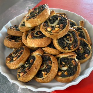 Die fertigen Spinat-Röllchen