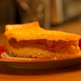 Der leckere Pfirsich-Rahm-Kuchen