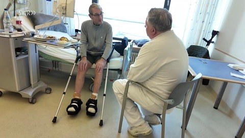 Patient überlebt eine Sepsis - aber Teile der Füße mussten amputiert werden. 